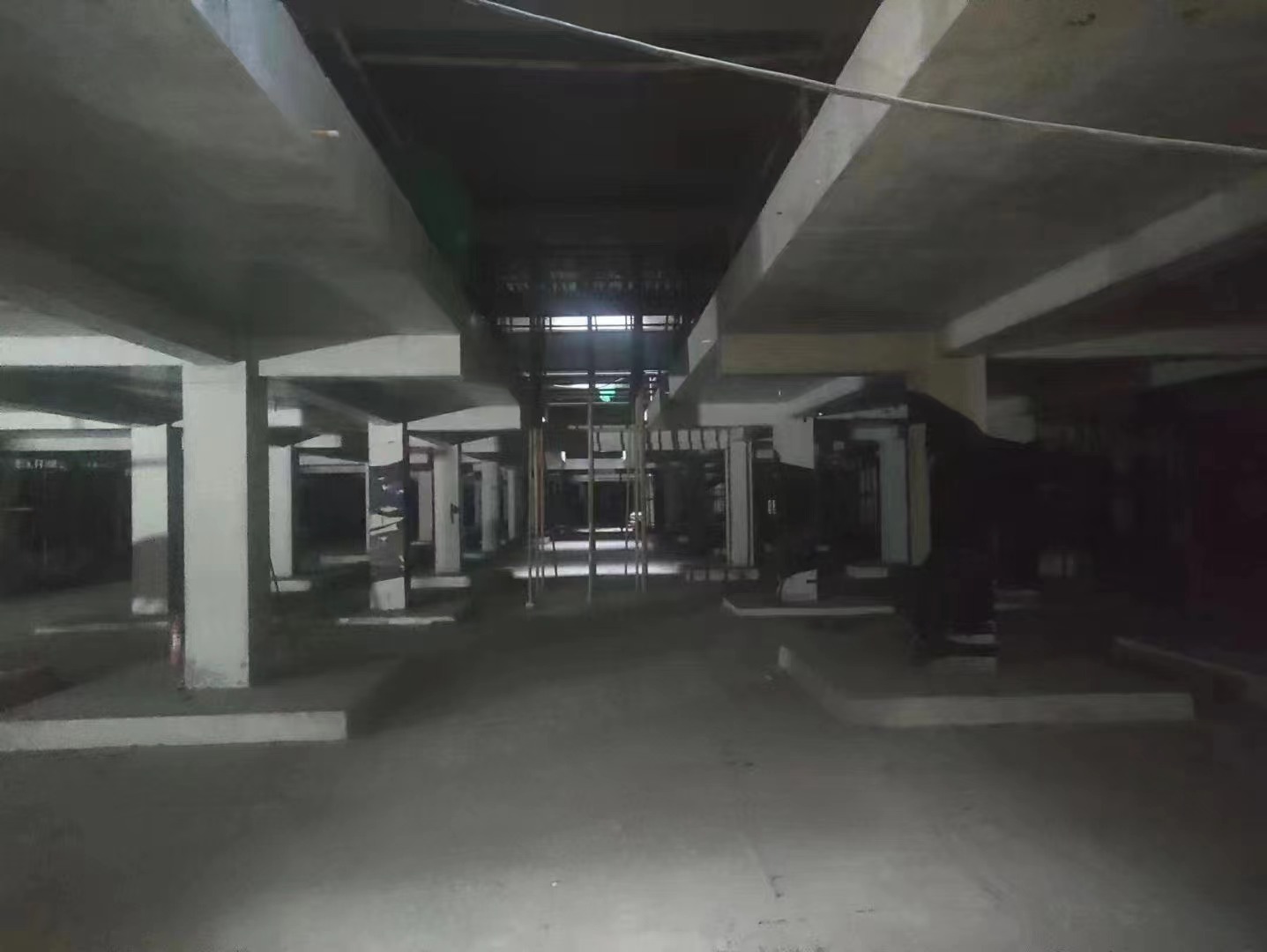 西藏山东又一个上海博普LOFT车库拔地而起